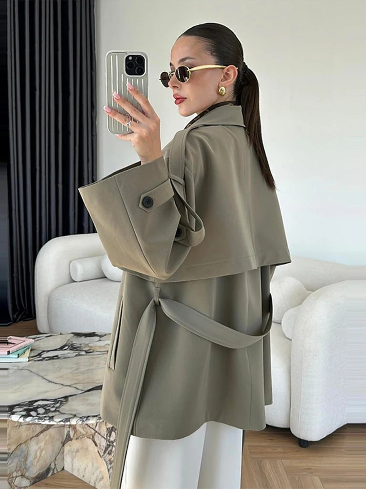 Trench court femme kaki