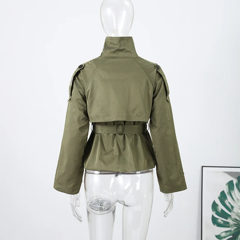 Trench court femme kaki