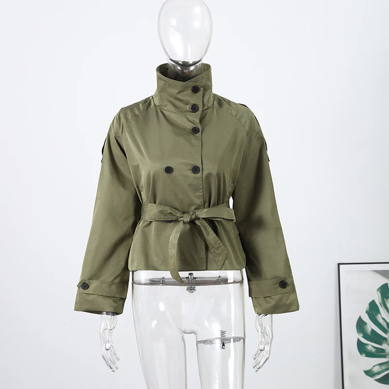 Trench court femme kaki